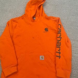 Carhartt hoodie in a very good condition